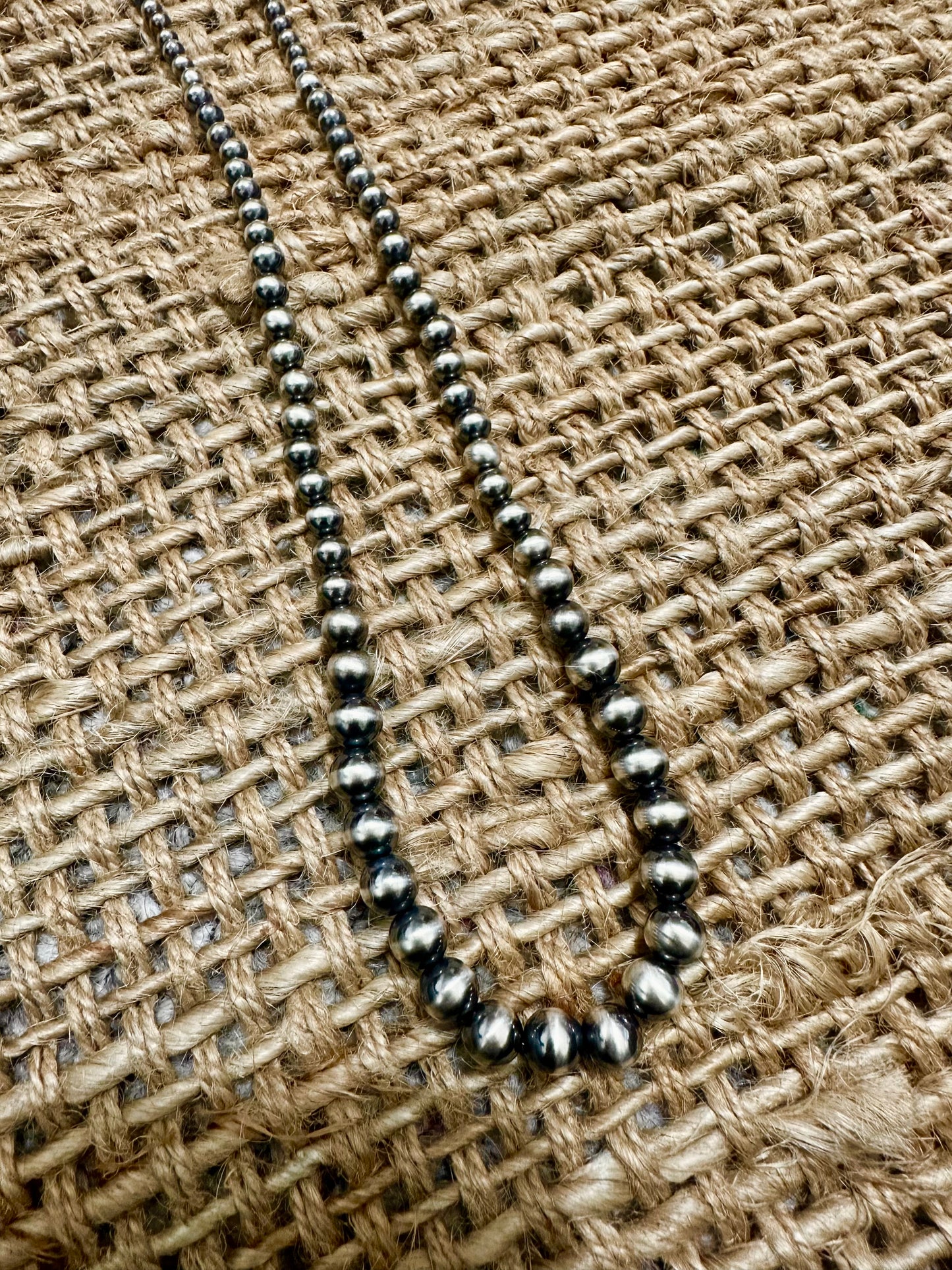 Big Pearl graduated necklace