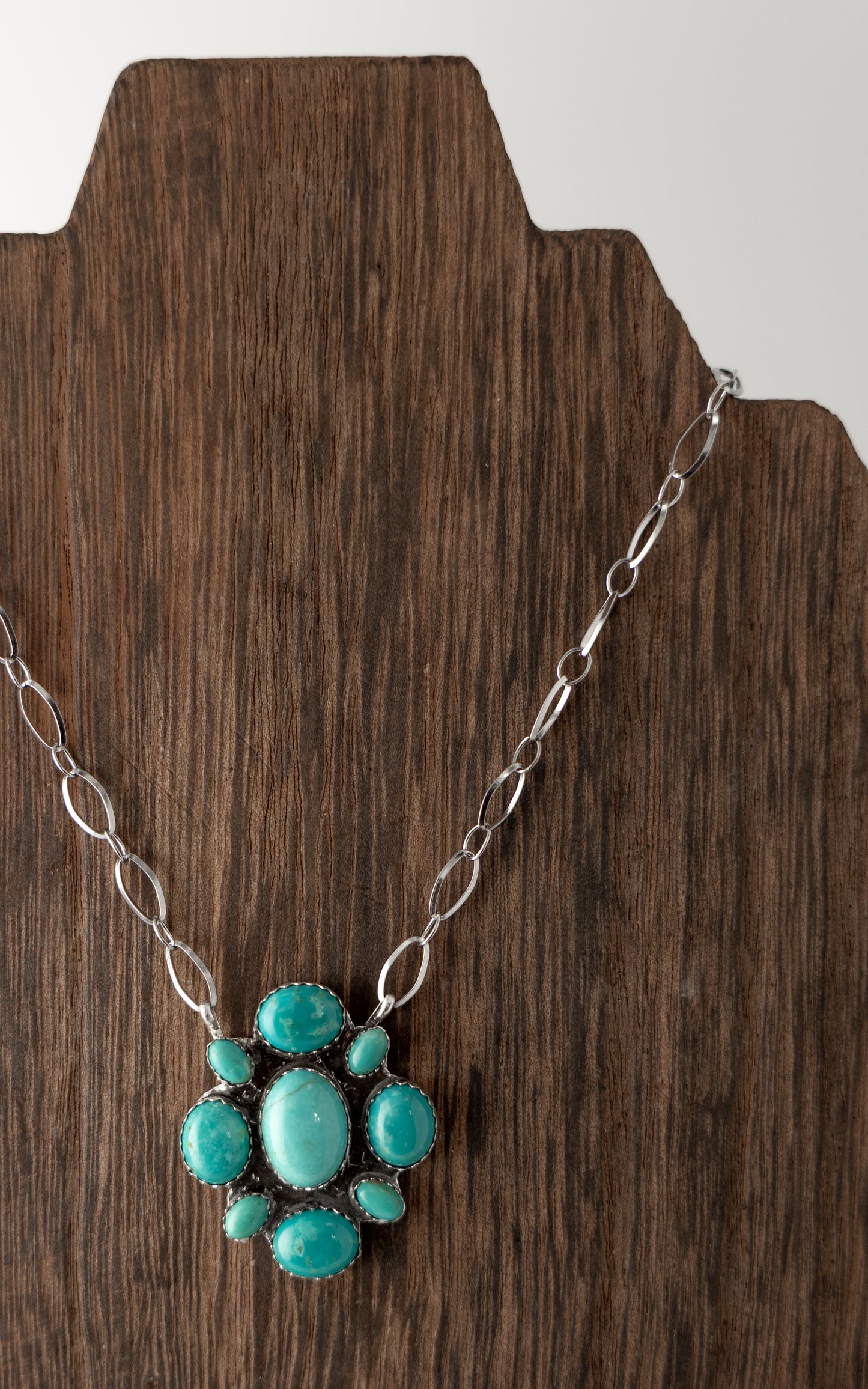 bright cluster necklace