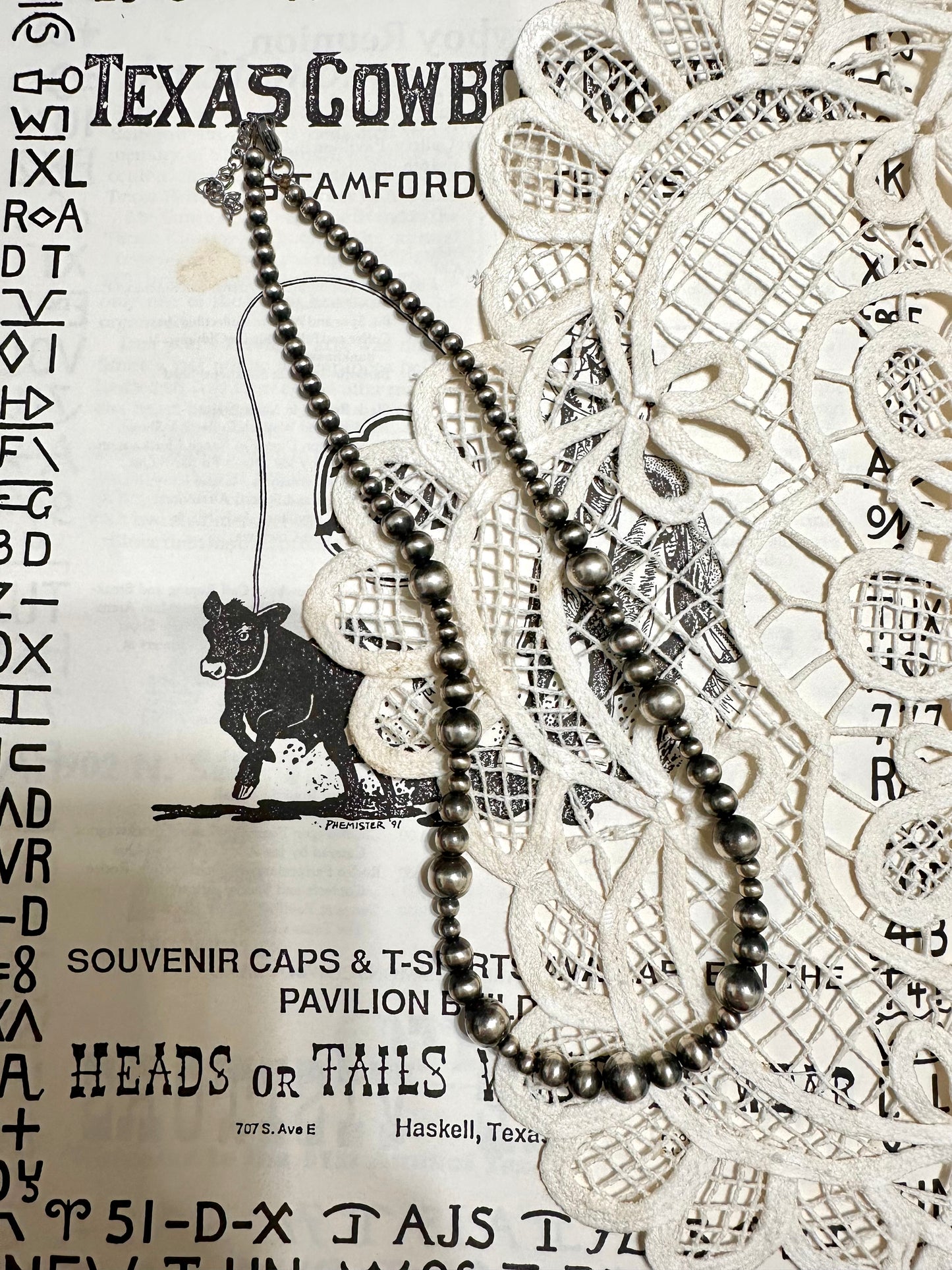 the charlotte choker