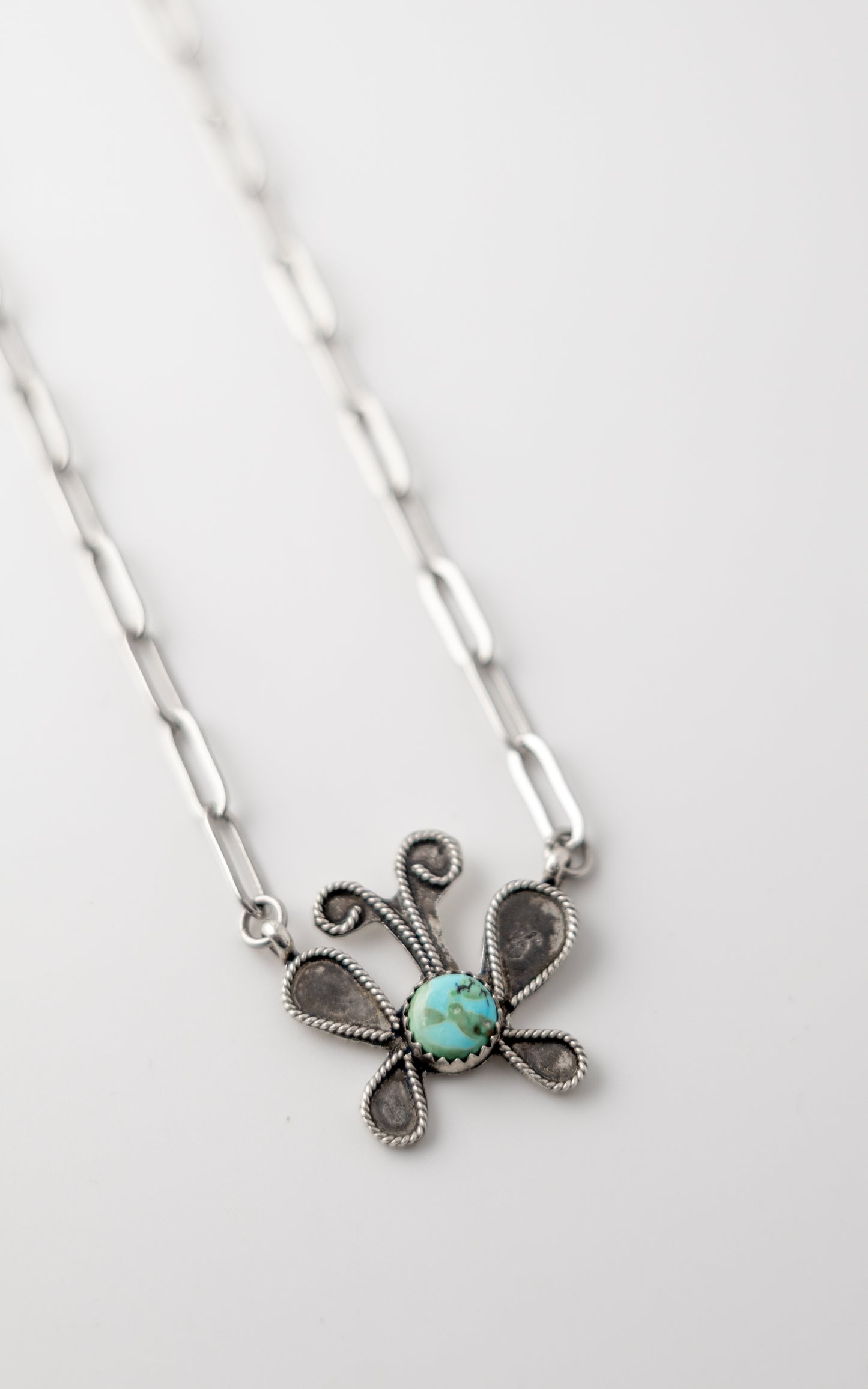 dainty butterfly necklace