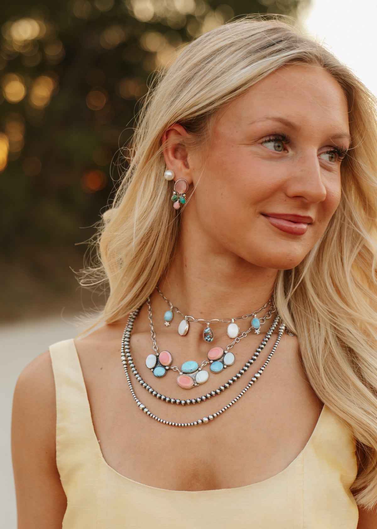 the blue star choker necklace